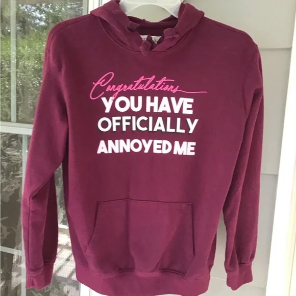 Wound Up Juniors Long Sleeve Graphic hoodie Sweatshirt Burgundy Womens Sz XS GUC - Picture 9 of 12